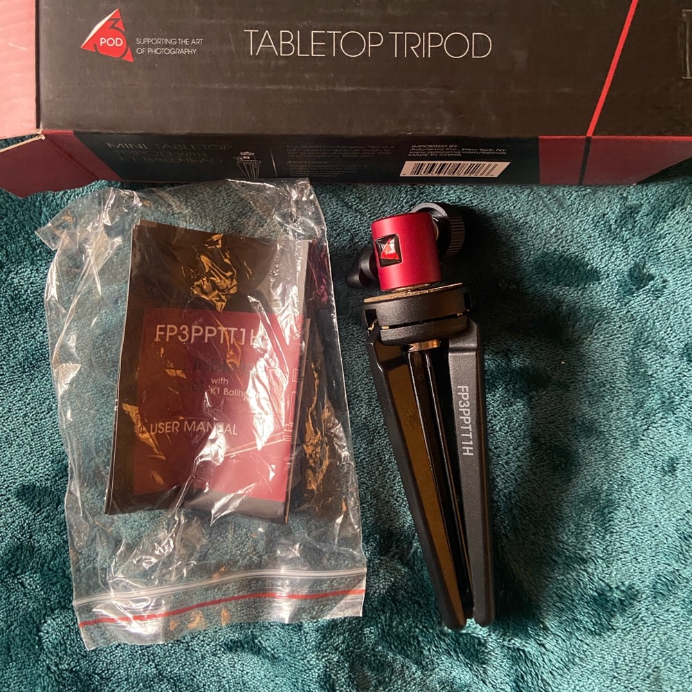 Adorama Tabletop Tripod